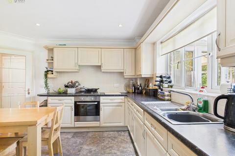 10 Foresters Way, Sutton Coldfield, B75 5UF