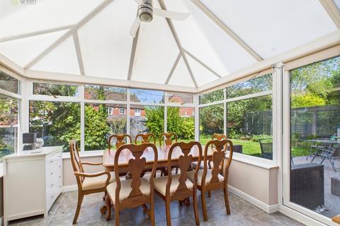10 Foresters Way, Sutton Coldfield, B75 5UF