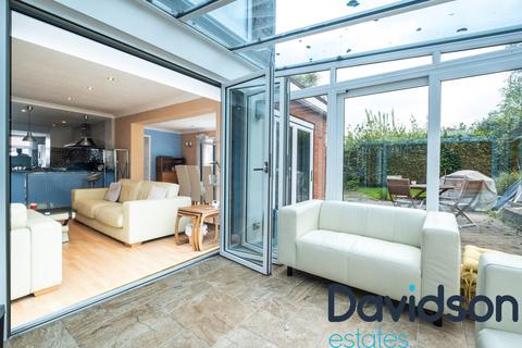 22 Crookham Close, Birmingham, B17 8RR