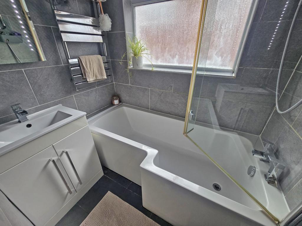 Bathroom (2)
