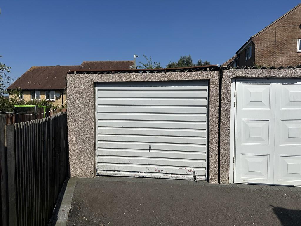 Garage (2)