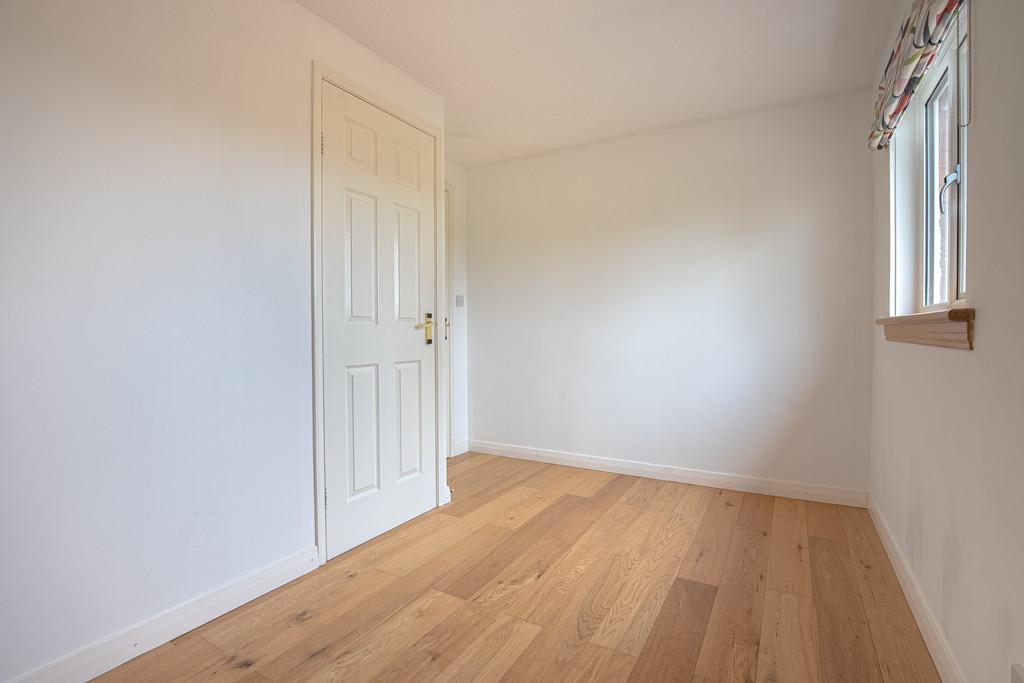 Bedroom1 Angle2