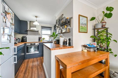 Flat 30, Caister House Roman Way, London, N7 8XL