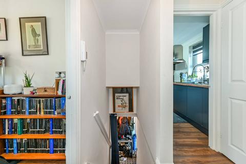 Flat 30, Caister House Roman Way, London, N7 8XL