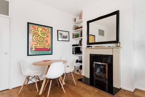 13b Goodwin Road, London, W12 9JN