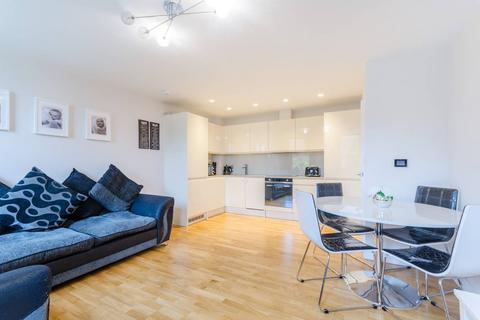 2 bedroom flat for sale, High Street, Sutton, SM1