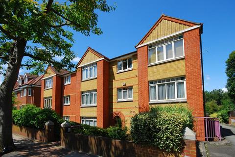 Dukes Avenue, New Malden, KT3