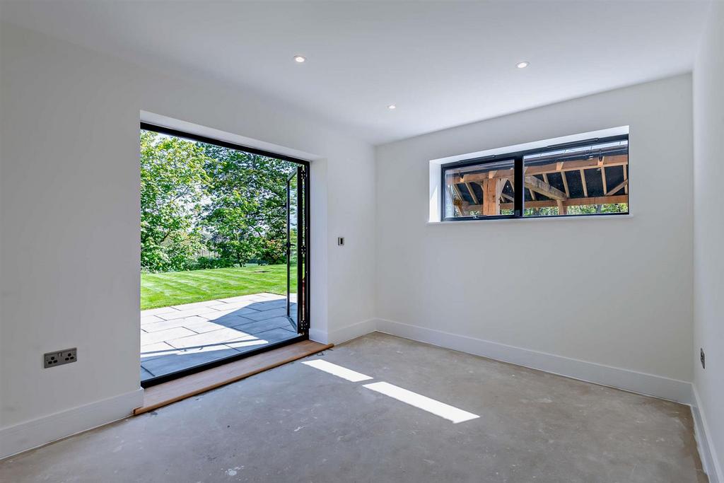8645360-interior05-800.jpg