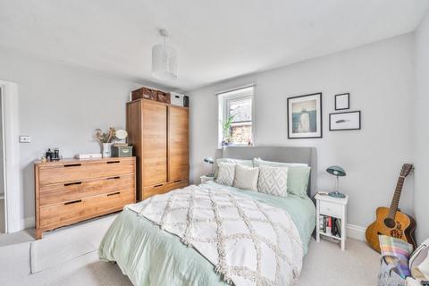 1 bedroom flat for sale, Wallbutton Road, Brockley, London, SE4