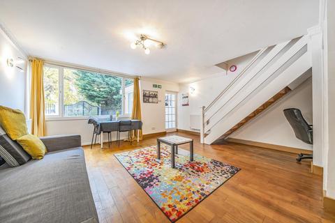69 Bampton Road, London, SE23 2AX