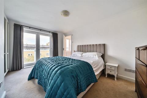2 bedroom apartment for sale, Woodland Crescent, Canada Water, SE16