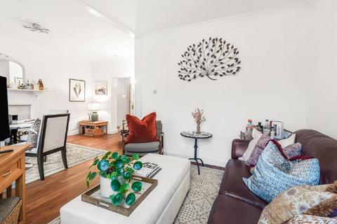 Flat 11, Wendover Court Chiltern Street, London, W1U 7NN