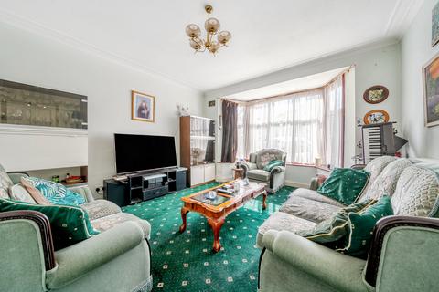 4 bedroom link detached house for sale, Winchmore Hill Road, Winchmore Hill, London, N21