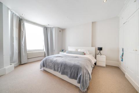 2 bedroom flat to rent, Brussels Road, London, SW11