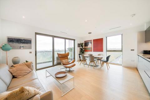 2 bedroom flat for sale, Downs Road, London E5
