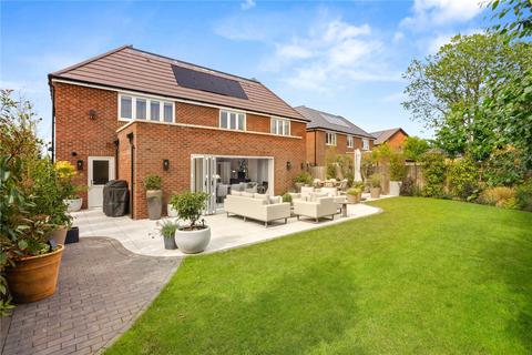 5 bedroom detached house for sale, Hillfort Close, Cheltenham GL53