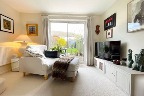51 Clos Ogney, Llantwit Major, CF61 2SN
