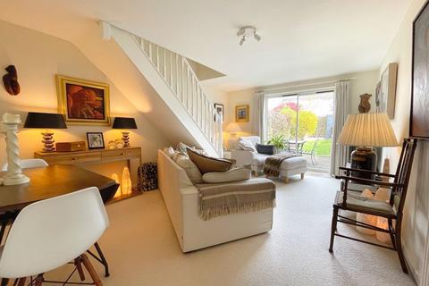 51 Clos Ogney, Llantwit Major, CF61 2SN