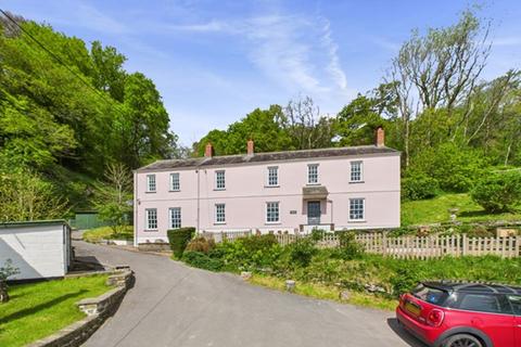 Cwmoernant House Cwmoernant, Carmarthen, SA31 1EG