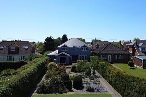 5 bedroom detached house for sale, West Christchurch