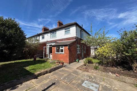 3 bedroom end of terrace house for sale, HOMEFIELD AVENUE, GRIMSBY