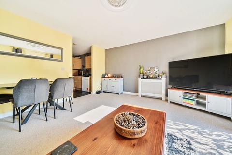Flat 4, 32 Cheney Road, Minster, Ramsgate, CT12 4BG