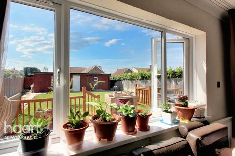3 bedroom bungalow for sale, Aspal Lane, Beck Row