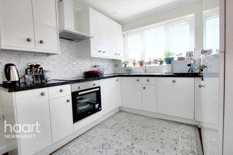49 Aspal Lane, Beck Row, Bury St Edmunds, IP28 8AT