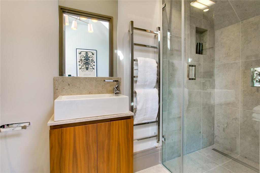 Bedroom 4 En-Suite