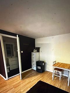 1 bedroom property to rent, Alders Road, Edgware HA8