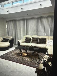 4 bedroom property to rent, Alders Road, Edgware HA8