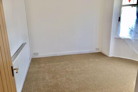 6 Henfaes Road, Tonna, Neath, SA11 3DX