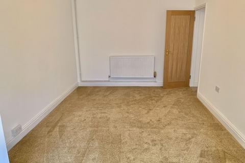 6 Henfaes Road, Tonna, Neath, SA11 3DX
