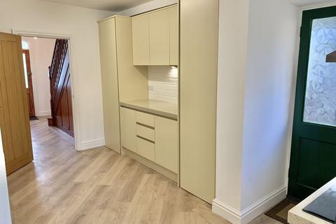 6 Henfaes Road, Tonna, Neath, SA11 3DX