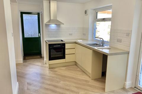6 Henfaes Road, Tonna, Neath, SA11 3DX
