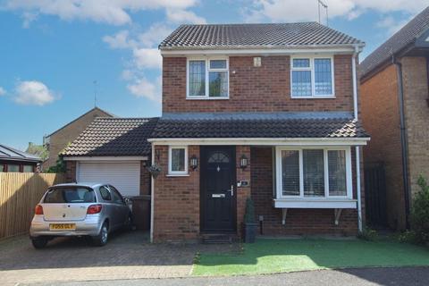 11 Linacres, Luton, LU4 9XP