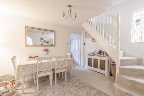 98 Albert Street, Slough, SL1 2AY