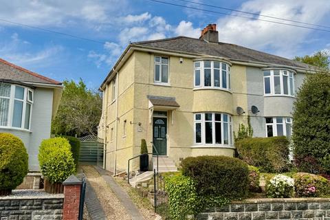 Meadow View Road, Plympton, Plymouth. Charming 1930s Three Bedroom Semi- Detached Home with fabulous family garden