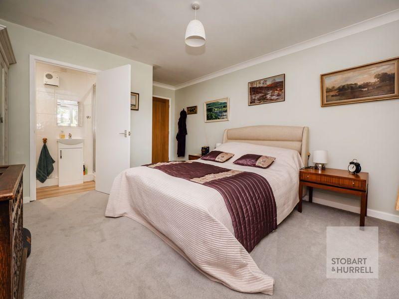 Bedroom To En-Suite