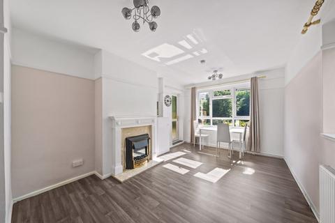 26 Denmark Gardens, Carshalton, SM5 2JL