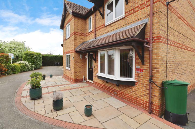 Barrell Close...