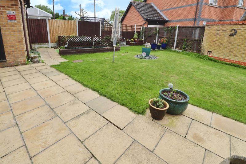 Barrell Close...