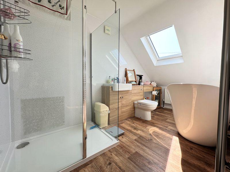 Bath &amp; Shower Room