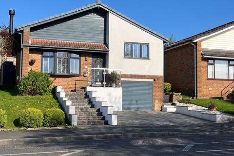 3 bedroom house for sale, Hillside Avenue, Oldham OL2