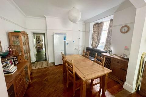 undefined, 18 Soberton Road Queens park