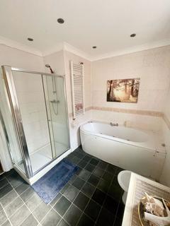 undefined, 18 Soberton Road Queens park