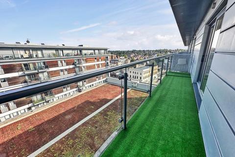 1 bedroom flat for sale, High Street, Uxbridge, UB8