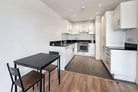 1 bedroom flat for sale, High Street, Uxbridge, UB8