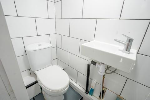 undefined, Leeds LS9