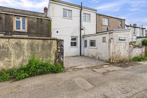 14 Centenary Row West, Camborne, TR14 8HU